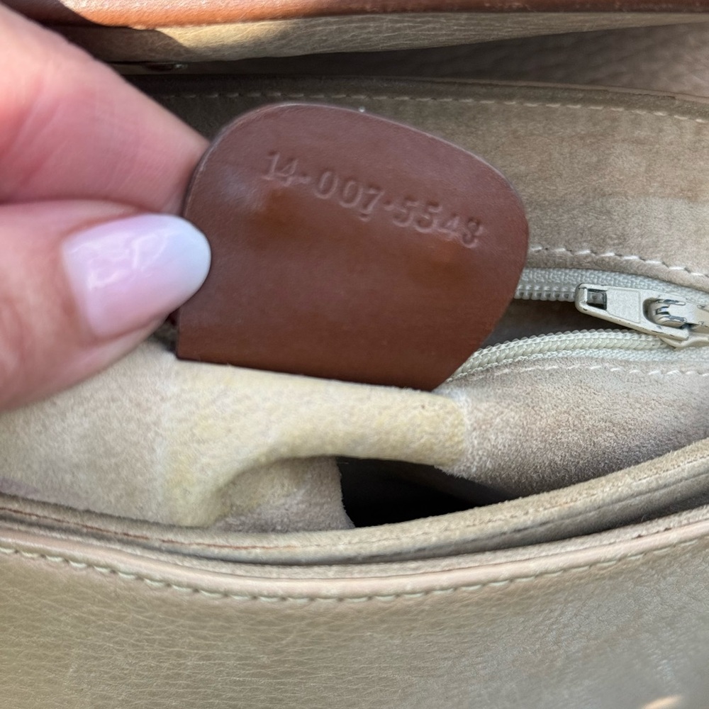 EUC Gucci vintage Leather Crossbody Shoulder Bag - - Picture 11 of 12